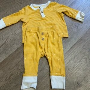 Yellow Polka Dot Baby Outfit
